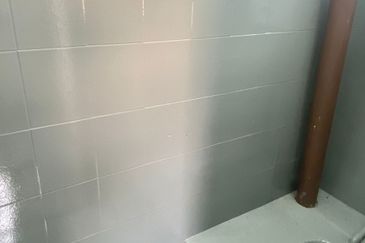 Taman Aman Jalan Bunga Kiambang Senai Double Storey Shop Lot