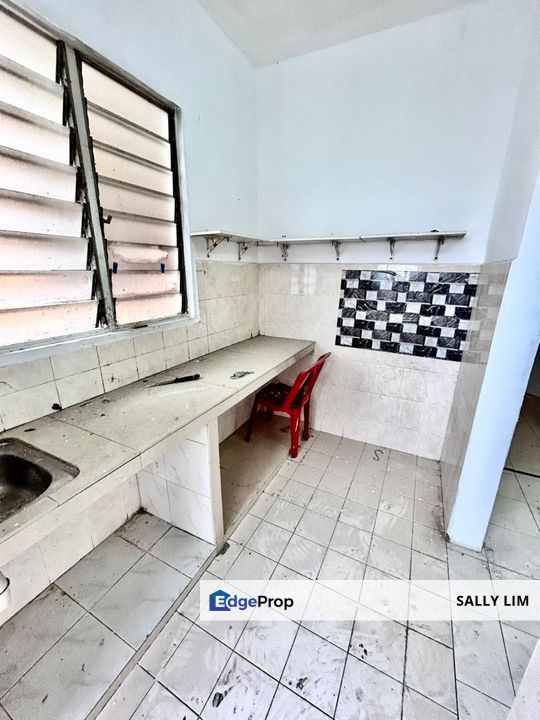 Taman Seri Setanggi Medium Cost Apartment Level 2 1KM To Mid Valley / For Rent, Johor, Johor Bahru