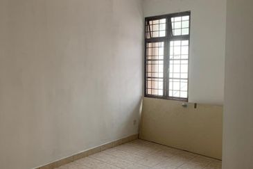 U8 U8 Bukit Jelutong 