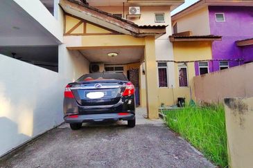 Jalan SP 2 @ Bandar Saujana Putra