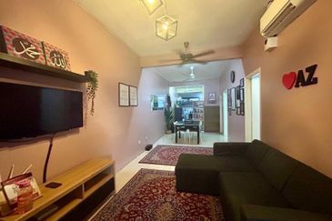 JALAN SP 7/4 BANDAR SAUJANA PUTRA